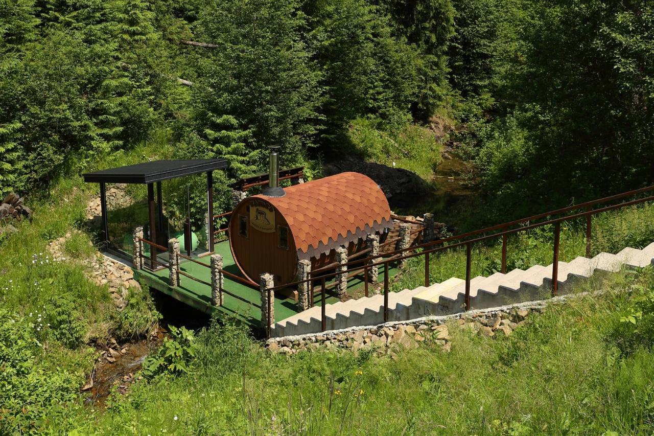 Chalet Crepdechine Hotel Bukovel Exterior photo